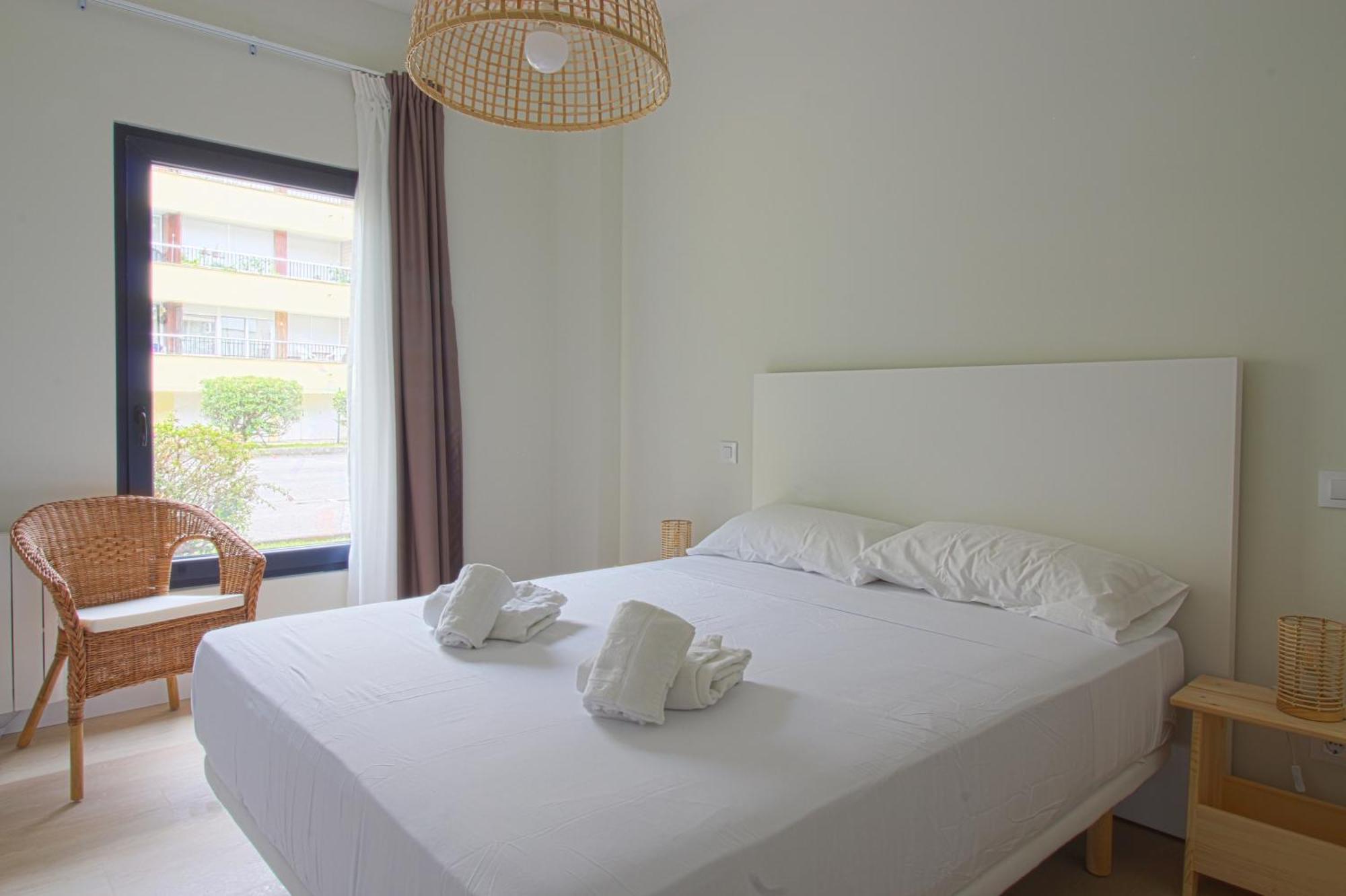 Apartamentos Costa Meron San Vicente De La Barquera Zewnętrze zdjęcie